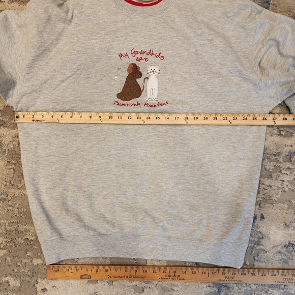"My Grandkids are Pawsitively Purrfect" embroidered grey sweatshirt. Size 2X - Picture 13 of 14